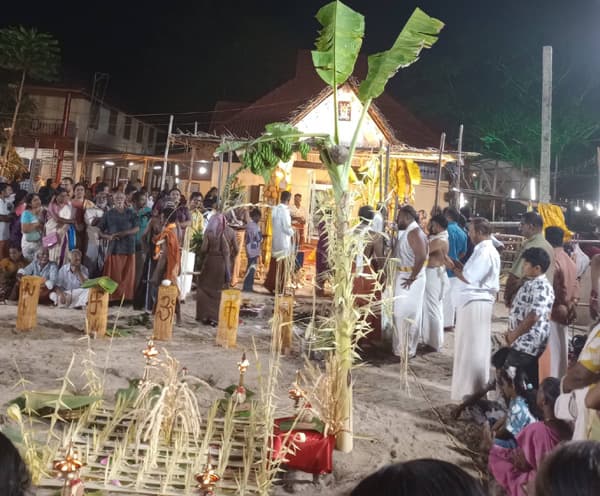 ദേശപുണ്യം പകരുന്ന “ അമ്പലപ്പുഴ പള്ളിപ്പാന “യും "ദ്രവ്യകലശ"വും