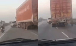 അമിതവേഗതയിലെത്തിയ ട്രക്ക് കാറിനെ വലിച്ചിഴച്ചു; അത്ഭുതകരമായി രക്ഷപ്പെട്ട് യാത്രക്കാർ