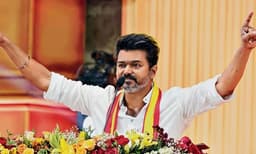 നല്ലതേ വരൂ, വിജയം നിശ്ചയം; പ്ലസ്ടു പരീക്ഷ എഴുതുന്ന വിദ്യാര്‍ഥികള്‍ക്ക് ആശംസകളുമായി വിജയ് 
