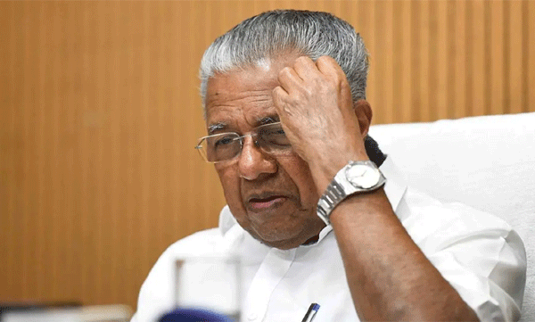 പിണറായി സർക്കാരിന് വൻ തിരിച്ചടി, ഐഎഎസ് ഉദ്യോഗസ്ഥരുടെ സ്ഥലംമാറ്റത്തിൽ ഇടപെട്ട് സിഎടി 