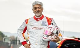 സുരക്ഷിതനായി ചെന്നൈയില്‍ തിരിച്ചെത്തി നടന്‍ അജിത്; വിമാനത്താവളത്തില്‍ നിന്നുളള താരത്തിന്റെ വീഡിയോ പുറത്ത് 
