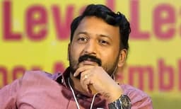 രാഹുല്‍ മാങ്കൂട്ടത്തിലിന്റെ ഫോണ്‍ പാസ്‌വേര്‍ഡ്‌ കൈമാറണമെന്ന ഉത്തരവിന്‌ സ്‌റ്റേ