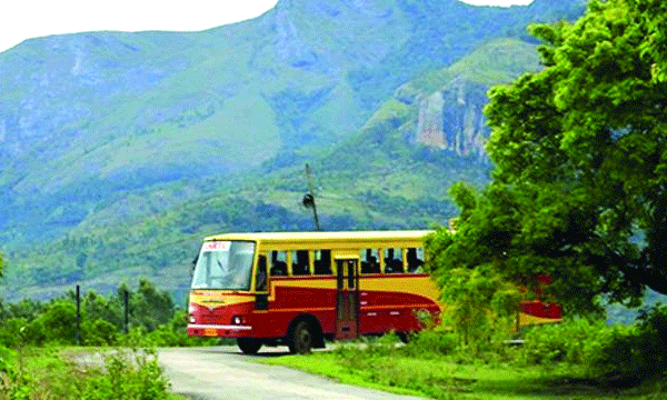 സ്ത്രീകള്‍ക്ക് മാത്രമല്ല മുതിര്‍ന്ന പൗരന്മാര്‍ക്കും സൗജന്യയാത്ര ; രാഹുലിന്റെ നിര്‍ദേശം ഏറ്റെടുക്കാന്‍ എല്‍ഡിഎഫും