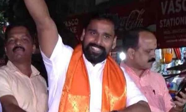 കോഴിക്കോട് സൗത്തില്‍ ചരിത്രമെഴുതും ; മലബാറിലെ ആദ്യ ബിജെപി എംഎല്‍എ വരും ; റോഡ്‌ഷോയോടെ തുടങ്ങി ടി രനീഷ് 