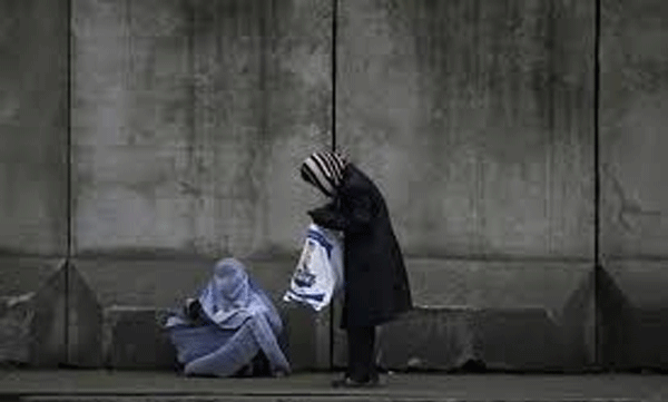 യുഎഇയിൽ കർശന പരിശോധന, ലക്ഷങ്ങൾ കൈവശം വെച്ച 118 ഭിക്ഷാടകർ അബുദാബിയിൽ പിടിയിൽ