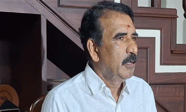 ബിജെപി സ്ഥാനാർത്ഥി ബി ഗോപാലകൃഷ്ണന്റെ 'ഹിന്ദു എംഎൽഎ' പരാമർശത്തിൽ കേസെടുത്ത് ഗുരുവായൂർ പോലീസ്