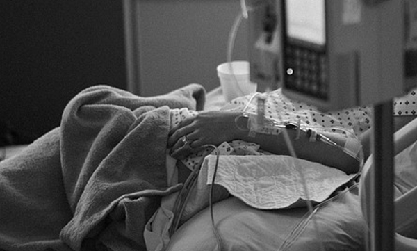 ഒരു ചെറിയ പനി: ചെന്നൈ സ്വദേശിക്ക് ചിലവായത് 10,000 രൂപ, സോഷ്യല്‍ മീഡിയയില്‍ വന്‍ ചര്‍ച്ച

