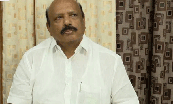 തോമസ് കെ തോമസിന് ദേഹാസ്വാസ്ഥ്യം; പ്രചാരണ പരിപാടിക്കിടെ തലകറങ്ങി വീണു
