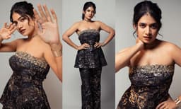ഡീപ്പ് ബ്ലൂ ജാക്ക്വാർഡ് ഓഫ് ഷോള്‍ഡര്‍ പെപ്ലം ടോപ്പും പാന്റ്സും ധരിച്ച് ഹോട്ട് ലുക്കില്‍ അനാര്‍ക്കലി മരയ്ക്കാര്‍; ചിത്രങ്ങള്‍ തരംഗം