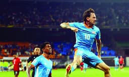 ഇന്ത്യക്ക്‌ ഹോങ്കോങിനെതിരേ മിന്നും (2-1) ജയം