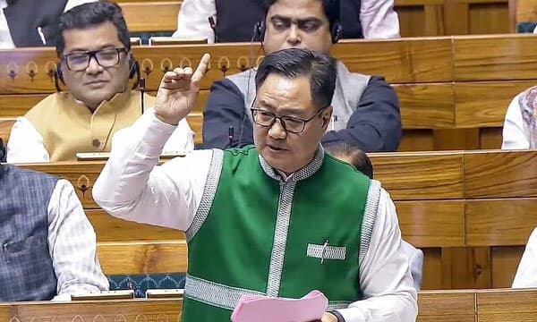 'ഓരോ വര്‍ഷവും വിദേശസഹായം 22,000 കോടി ; സര്‍ക്കാര്‍ അത് പരിശോധിക്കരുതെന്നാണോ ക്രിസ്ത്യന്‍ സഭകളുടെ ആവശ്യം?' 