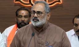 രാജീവ് ചന്ദ്രശേഖര്‍ കേന്ദ്രമന്ത്രിമാരെ വിളിച്ചു ; എഫ് സി ആര്‍ എയില്‍ ആശങ്ക അറിയിച്ചു ; പ്രധാനമന്ത്രി വിശദീകരണം നല്‍കിയേക്കും