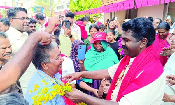 ആവേശം ചോരാതെ പി.വി ശ്രീനിജിന്റെ പൊതു പര്യടനം സമാപിച്ചു