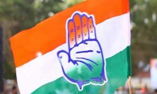 കെ.എസ്.ആര്‍.ടി.സിയില്‍ സ്ത്രീകള്‍ക്ക് സൗജന്യയാത്ര ; 3000 ക്ഷേമപെന്‍ഷന്‍, ഇന്ദിരാകാന്റീന്‍ ; പ്രകടനപത്രികയുമായി യുഡിഎഫ്