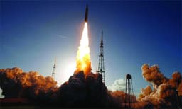 ചന്ദ്രേട്ടാ, ഞങ്ങള്‍ വരുന്നു...,  ആര്‍ട്ടെമിസ്‌ 2 വിക്ഷേപണം വിജയം