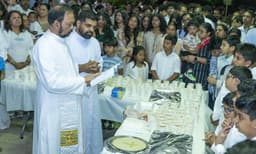 ക്രിസ്തു ദേവൻറെ അന്ത്യ അത്താഴത്തിന്റെ ഓർമ്മ പുതുക്കി സെന്റ്. തോമസ് സീറോ മലബാർ ദേവാലയത്തിൽ തിരുവത്താഴ ദിവ്യബലിയും കാൽകഴുകൾ ശുശ്രൂഷയും നടത്തി പെസഹ ആചരിച്ചു.
