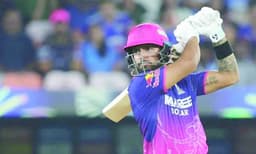 ഗുജറാത്ത്‌ ടൈറ്റന്‍സിന്‌ ആറ്‌ റണ്ണിന്റെ തോല്‍വി.