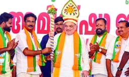 എന്‍ഡിഎ വന്നാല്‍ രണ്ടു വര്‍ഷത്തിനുള്ളില്‍ എയിംസ് ; പ്രധാനമന്ത്രി നല്‍കിയ വീടിന്റെ ക്രെഡിറ്റ് പിണറായി അടിച്ചുമാറ്റി