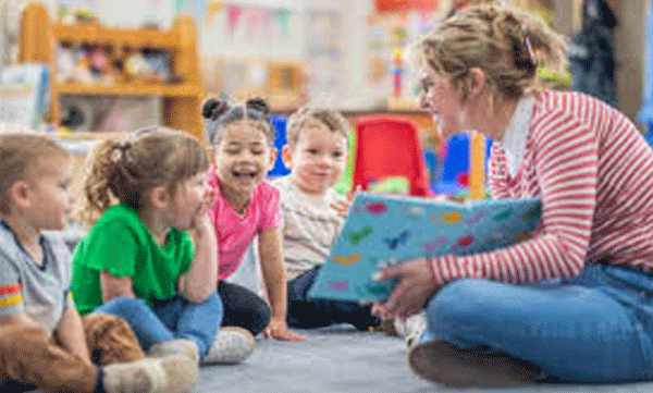 നഴ്‌സറി ഫീസ് 3.74 ലക്ഷം രൂപ: പോസ്റ്റുമായി യുവതി, കണ്ണുതള്ളി സോഷ്യല്‍ മീഡിയ
