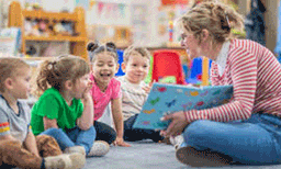 നഴ്‌സറി ഫീസ് 3.74 ലക്ഷം രൂപ: പോസ്റ്റുമായി യുവതി, കണ്ണുതള്ളി സോഷ്യല്‍ മീഡിയ
