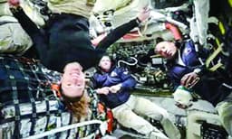 ചന്ദ്രനെ 'തൊട്ട്‌' ആര്‍ട്ടെമിസ്‌ 2