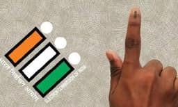 പ്രവാസി വോട്ടര്‍മാര്‍ കുറയുമോ? സ്‌ഥാനാര്‍ഥികള്‍ ആശങ്കയില്‍