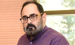 സര്‍ക്കാരിനെ വിശ്വാസികള്‍ക്ക്‌ വിശ്വാസമില്ല: രാജീവ്‌ ചന്ദ്രശേഖര്‍