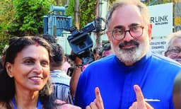 എല്‍.ഡി.എഫിനും യു.ഡി.എഫിനും ഭൂരിപക്ഷം ലഭിക്കില്ല; ബി.ജെ.പി. നിര്‍ണായക ശക്‌തിയാകും: രാജീവ്‌ ചന്ദ്രശേഖര്‍