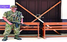 ഇനി നീണ്ട കാവലില്‍...