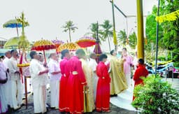 പയ്യാവൂര്‍ സെന്റ്‌ ആന്‍സ്‌ ക്‌നാനായ പള്ളിയില്‍ പുതുഞായര്‍ തിരുനാളിന്‌ കൊടിയേറ്റി