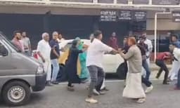 താമരശ്ശേരി കോടതിക്ക് മുന്നില്‍ കൂട്ടത്തല്ല്: ഏറ്റുമുട്ടിയത് കാമുകന്റെ സുഹൃത്തുക്കളും പെണ്‍കുട്ടിയുടെ ബന്ധുക്കളും 
