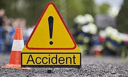 പൊലീസുകാർ സഞ്ചരിച്ച ബസ് കണ്ടെയ്‌നർ ലോറിയുമായി കൂട്ടിയിടിച്ചു, നിരവധി പേർക്ക് പരിക്ക്