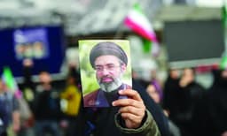 മൊജ്‌തബ ഖമനേയിക്ക്‌ ഒരു കാല്‍ നഷ്‌ടപ്പെട്ടെന്ന്‌ റിപ്പോര്‍ട്ട്‌