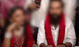 കുംഭമേള വൈറല്‍ താരത്തിന്റെ വിവാഹം: പോലീസിന് വിഴ്ച സംഭവിച്ചിട്ടില്ലെന്ന് റിപ്പോര്‍ട്ട് 
