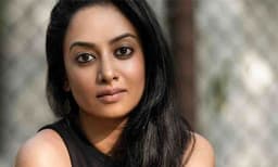 
' ഞങ്ങള്‍ക്കിടയിലെ പ്രശ്‌നം പരിഹരിക്കാന്‍ വീട്ടുകാര്‍ പരമാവധി നോക്കി, കാര്യങ്ങള്‍ മനസിലായപ്പോള്‍ കൂടുതല്‍ നിര്‍ബന്ധിച്ചില്ല' ; വിവാഹമോചനത്തെ കുറിച്ച് ഗൗതമി നായര്‍
