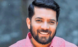 രക്തസാക്ഷി കുടുംബങ്ങൾ പോലും എൽഡിഎഫിന്റെ പരാജയത്തിൽ സന്തോഷിക്കും: ഷാഫി പറമ്പിൽ