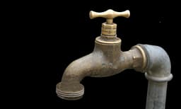 കൈകഴുകാന്‍ പോലും വെള്ളമില്ല!  തുടര്‍ച്ചയായ മൂന്നാം ദിവസവും കോട്ടയം മെഡിക്കല്‍ കോളജില്‍ ശസ്‌ത്രക്രിയ മുടങ്ങി