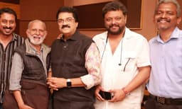 സാദത്ത് സൈനുദ്ദീന്‍ സംവിധായകന്‍, എം.എ നിഷാദിന്റെ തിരക്കഥ, ജെറി അമല്‍ദേവിന്റെ സംഗീതം 
