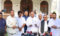 ‘സീറ്റ് വര്‍ധിപ്പിക്കാതെ വനിതാ  സംവരണം നടപ്പാക്കണം’; ബില്ലുകളെ എതിര്‍ത്ത് ‘ഇന്ത്യ’ മുന്നണി