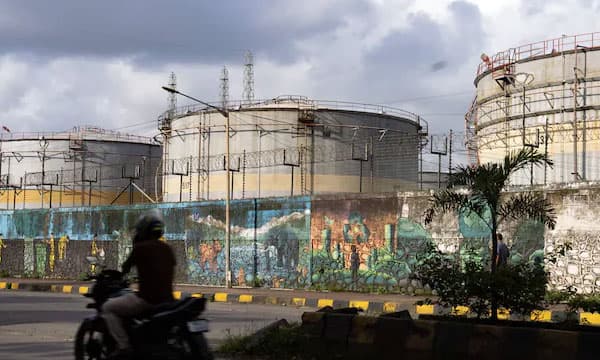 റഷ്യന്‍ എണ്ണയ്ക്ക് അനുവദിക്കുന്ന ഉപരോധ ഇളവ് പുതുക്കില്ലെന്ന് അമേരിക്ക ; ഇന്ത്യയ്ക്ക് തീരിച്ചടിയാകുമോ? 