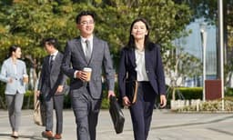 ജോലി തേടി ഉപയോഗിക്കുന്നത് ഡേറ്റിംഗ് ആപ്പുകള്‍ ; പ്രണയിക്കാന്‍ ആളെ തെരയുന്നത് തൊഴില്‍ വെബ്സൈറ്റില്‍