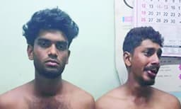 ബാറിലെ തര്‍ക്കത്തില്‍ ഇടപെട്ട യുവാവിനെ റോഡില്‍ തല്ലിക്കൊന്നു ,ആള്‍ക്കൂട്ടം കാഴ്‌ചക്കാരായി; മൊബൈലില്‍ പകര്‍ത്തി