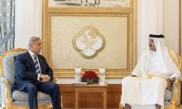 മേഖലയിലെ സമാധാനത്തിന് നയതന്ത്ര ചർച്ചകൾ അനിവാര്യം; ഖത്തർ അമീറും  പാക് പ്രധാനമന്ത്രിയും ചർച്ച നടത്തി
