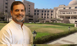 രാഹുൽ ഗാന്ധിയുടെ വസതിയിലേക്ക് മഹിളാ മോർച്ച മാർച്ച്, കോലം കത്തിച്ചു