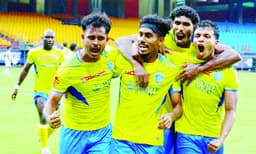 തട്ടകത്തില്‍ ആദ്യജയം കുറിച്ച്‌ കേരള ബ്ലാസ്‌റ്റേഴ്‌സ്‌ 