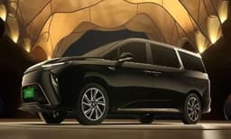 7 സീറ്റര്‍ ഇലക്ട്രിക് എംപിവിയുടെ വില കുത്തനെ ഉയര്‍ത്തി ഞെട്ടിച്ച് എംജി
