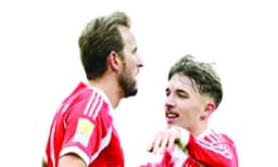 ബയങ്കരം  ബയേണ്‍ മ്യൂണിക്ക്‌ കിരീടം നിലനിര്‍ത്തി. 