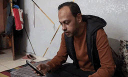 
എന്റെ മകന്‍ ജീവിച്ചിരിപ്പുണ്ട്, രണ്ട് വര്‍ഷമായി തിരയുന്നു: ഗസയില്‍ മകനുവേണ്ടിയുള്ള പോരാട്ടം തുടര്‍ന്ന് ഒരച്ഛന്‍