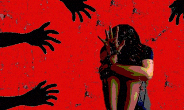 പതിനേഴുകാരനെ പീഡിപ്പിച്ചതായി പരാതി; കാസര്‍ഗോഡ് 36കാരിക്കെതിരെ പോക്‌സോ കേസ്