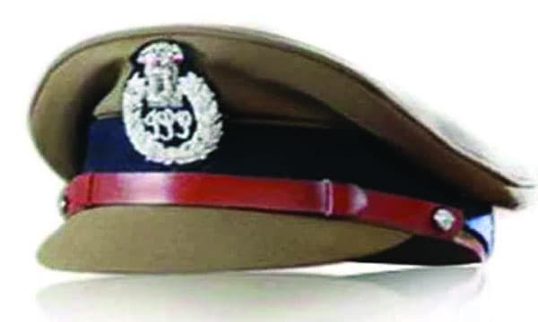 Becoming enemies when entering public service after retirement; resentment brews within the force against former police 'top brass